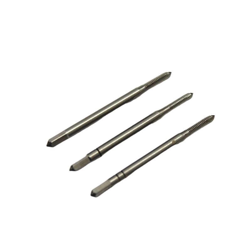قلاویز دستی نمره 2/5 کاتکس CUTTEX 1*JK02/4